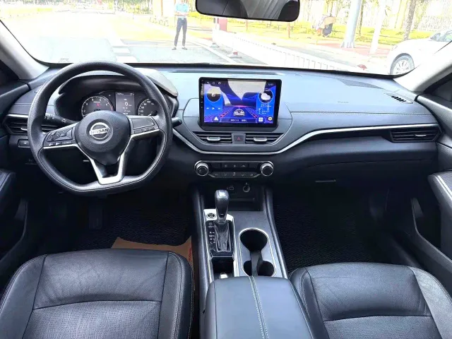 Nissan Teana — Фото автомобиля 6