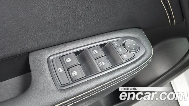 Renault Korea XM3 — Фото автомобиля 26