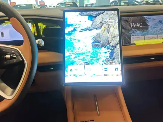 Geely Galaxy L7 — Фото автомобиля 12