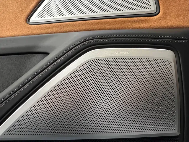 Audi A8 — Фото автомобиля 8