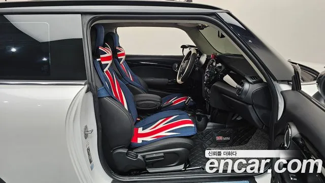 MINI Cooper — Фото автомобиля 11