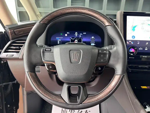 Toyota Vellfire — Фото автомобиля 22