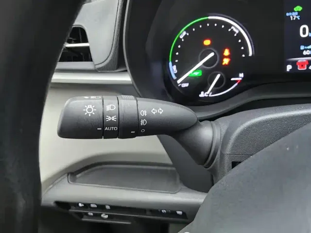 Toyota Granvia — Фото автомобиля 21