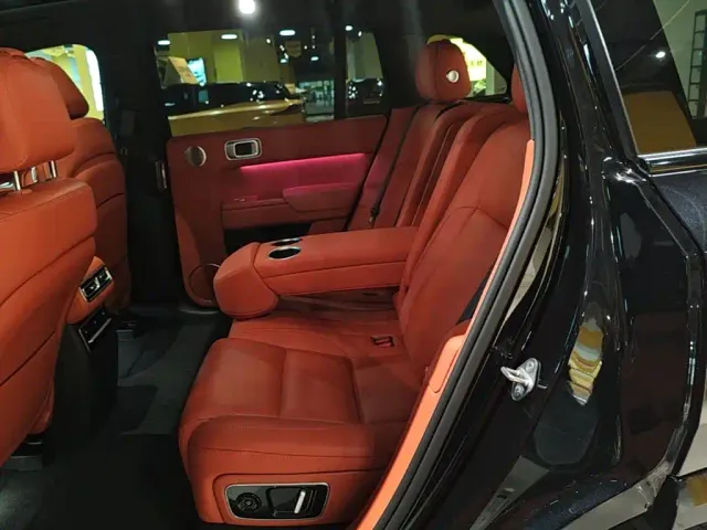 Li Auto L7 — Фото автомобиля 16