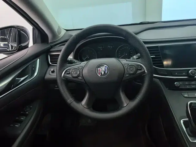 Buick LaCrosse — Фото автомобиля 15