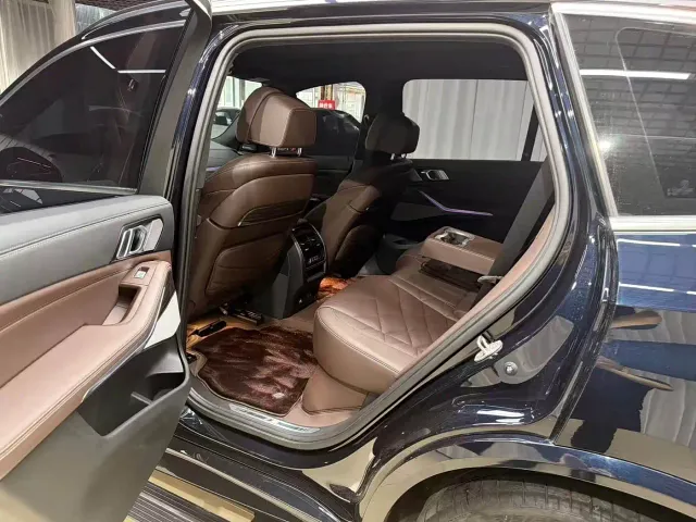 BMW X5 — Фото автомобиля 6