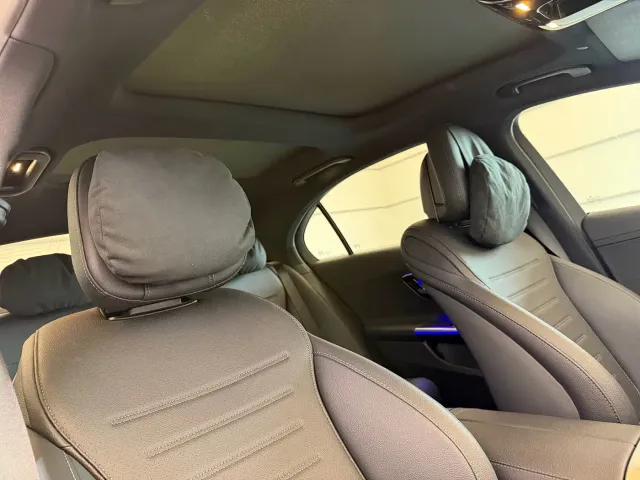 Mercedes-Benz C-Class — Фото автомобиля 9