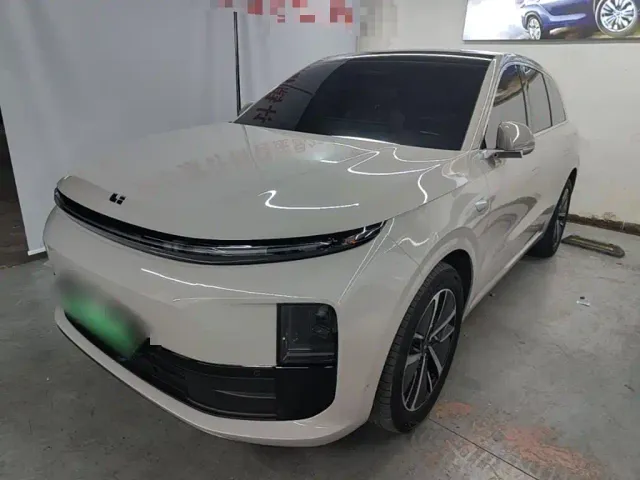 Фотография автомобиля — Li Auto L6