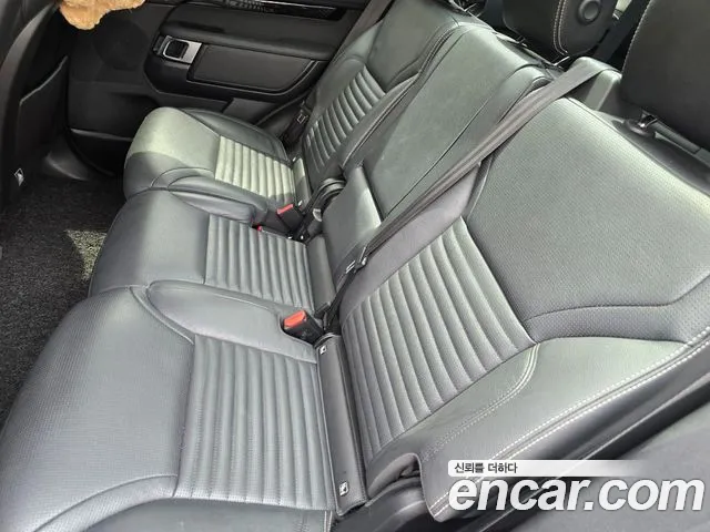 Land Rover Discovery — Фото автомобиля 8