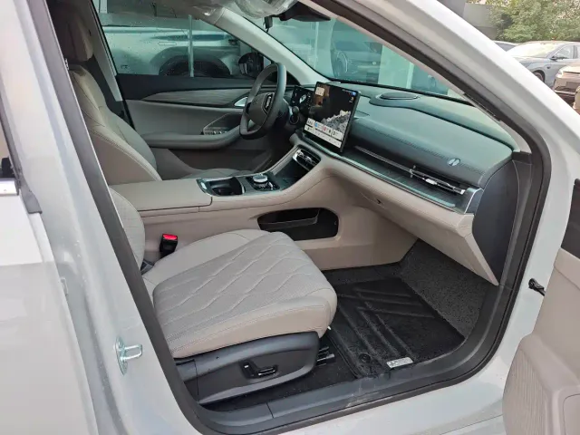 Geely Galaxy A7 EV — Фото автомобиля 10