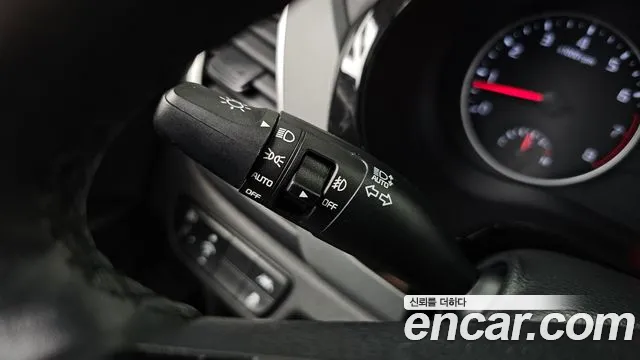Kia Seltos — Фото автомобиля 18