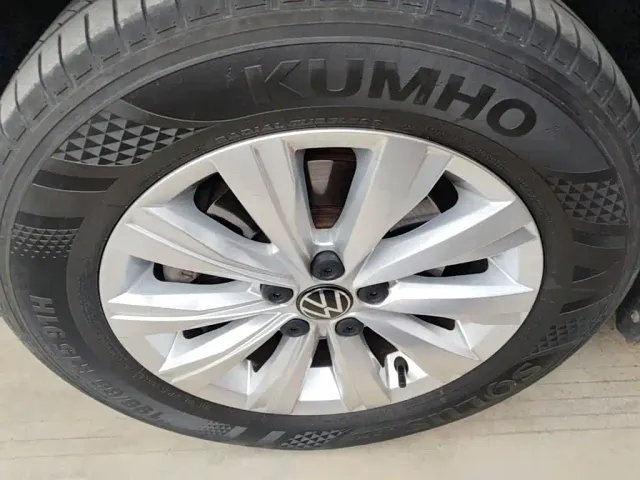 Volkswagen Lavida — Фото автомобиля 22