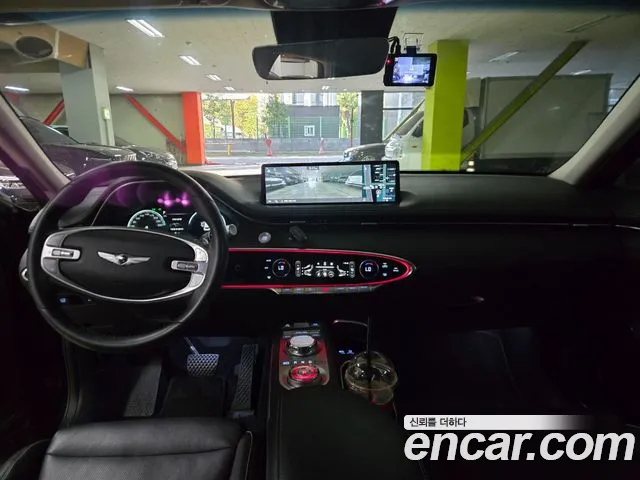 Genesis GV70 — Фото автомобиля 7