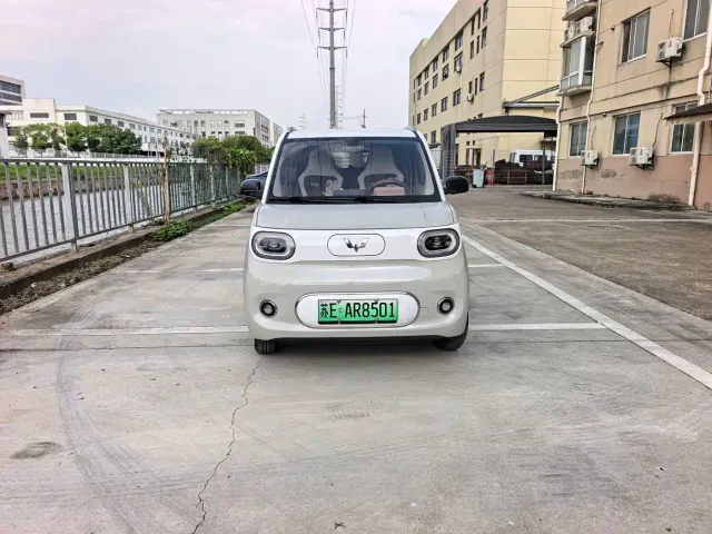 Wuling Bingo — Фото автомобиля 2