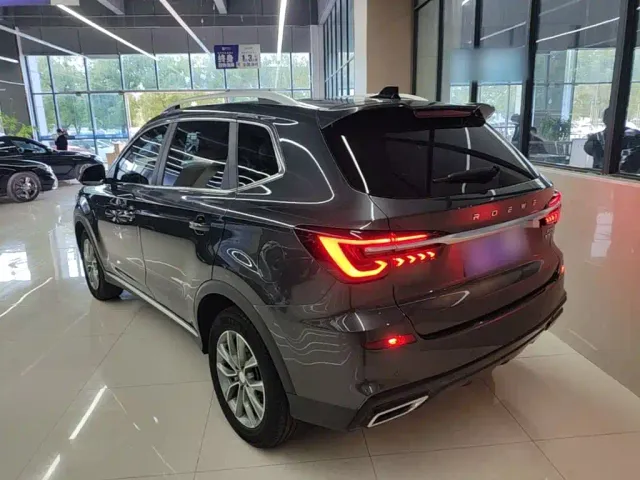 Roewe RX5 — Фото автомобиля 4