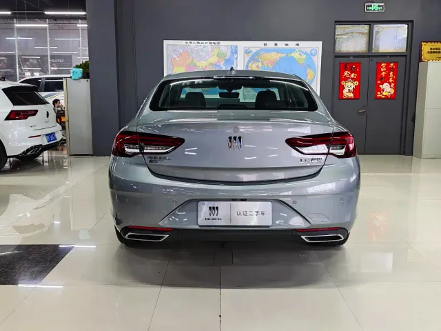 Buick Regal — Фото автомобиля 5