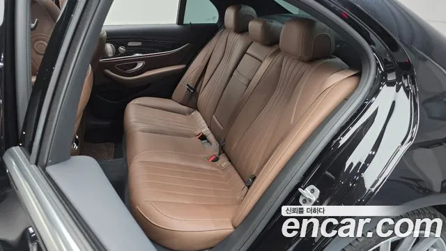 Mercedes-Benz E-Class W213 — Фото автомобиля 11