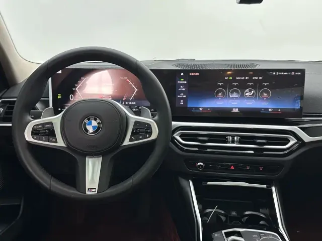 BMW 3 Series — Фото автомобиля 10