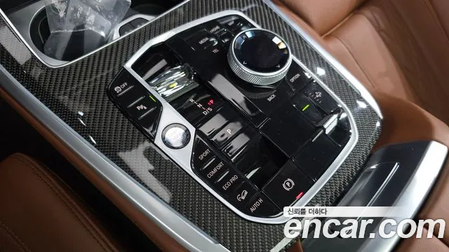BMW X7 xDrive 40d M Sport 7 мест — Фото автомобиля 9