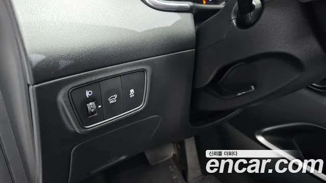 Hyundai Tucson Tucson (NX4) Дизель 2.0 2WD — Фото автомобиля 15
