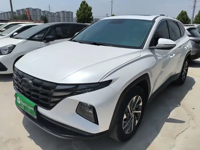 Фотография автомобиля — Hyundai Tucson