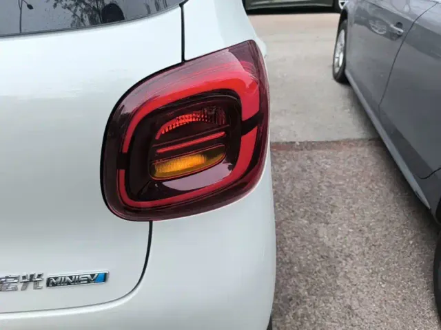 Wuling Hongguang Mini EV — Фото автомобиля 7