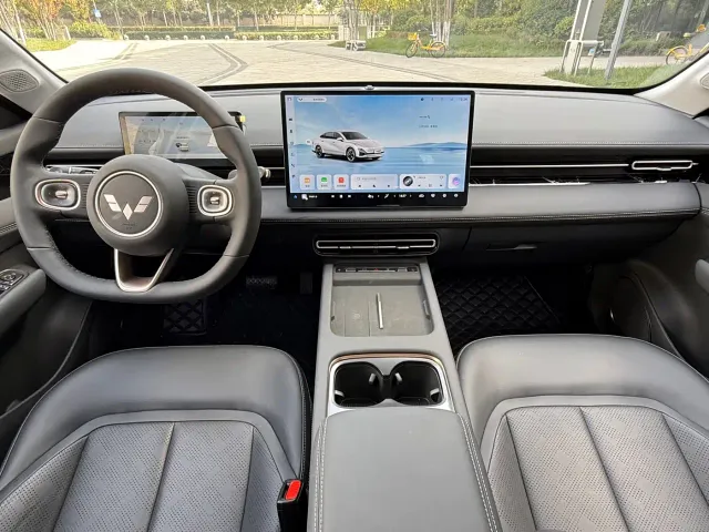 Wuling Starlight — Фото автомобиля 9