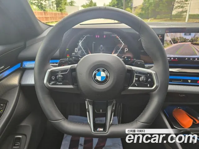 BMW 5-Series — Фото автомобиля 19