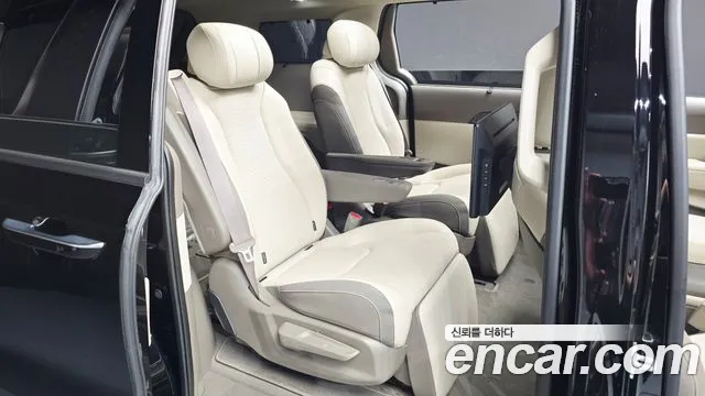 Kia Canival Новый Carnival 4 поколение Бензин 7 мест X Line — Фото автомобиля 21
