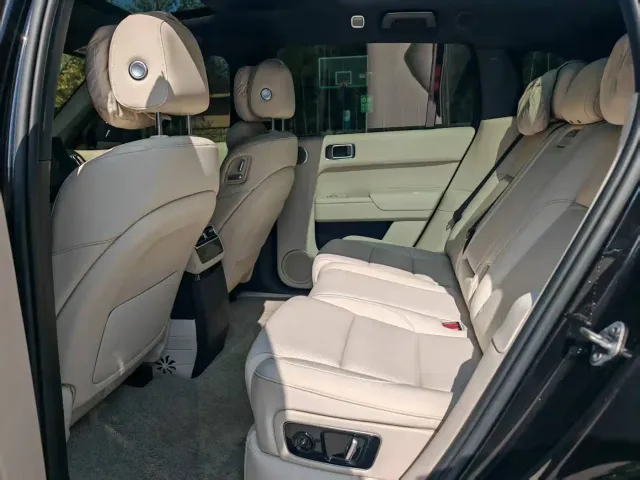 Li Auto L7 — Фото автомобиля 5