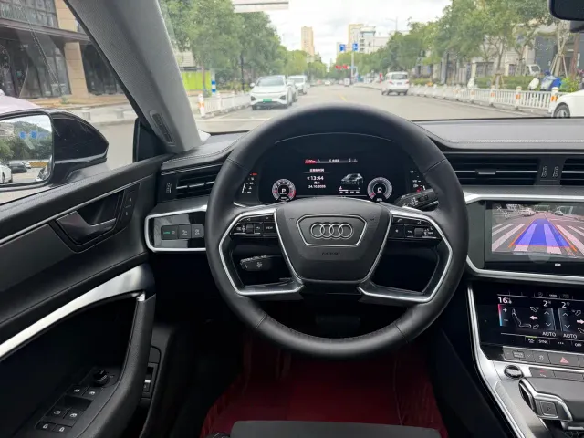 Audi A7L — Фото автомобиля 6