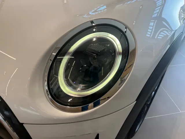 MINI Hatch — Фото автомобиля 16