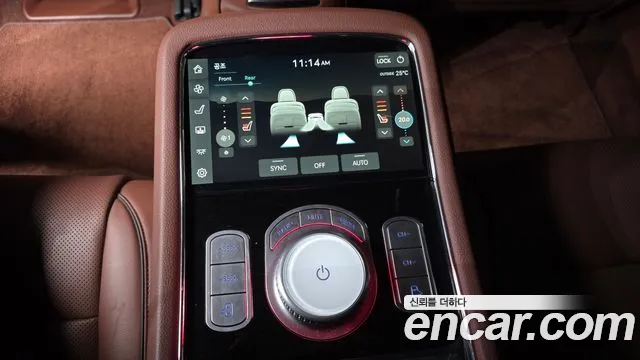 Genesis G90 Бензин 3.5 турбо AWD — Фото автомобиля 18
