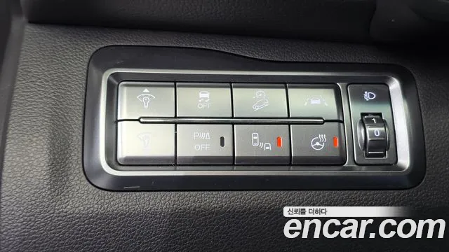 KG_Mobility_Ssangyong TIBOLI Very New Tivoli Бензин 1.5 2WD — Фото автомобиля 13