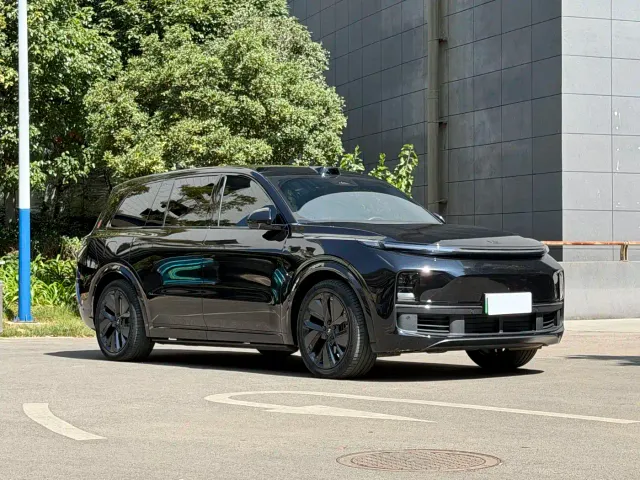 Li Auto L9 — Фото автомобиля 3