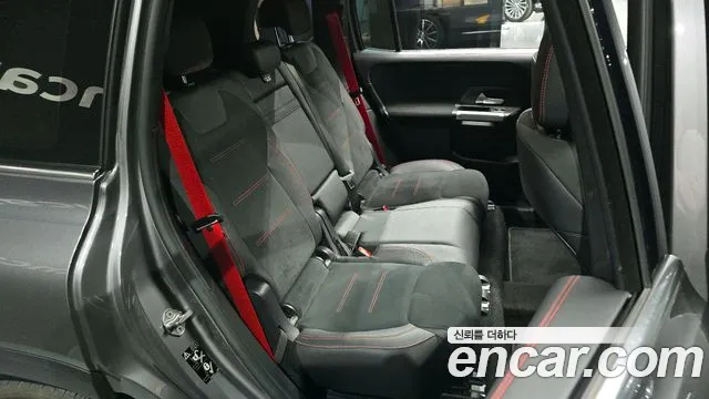 Mercedes-Benz GLB-Class — Фото автомобиля 12