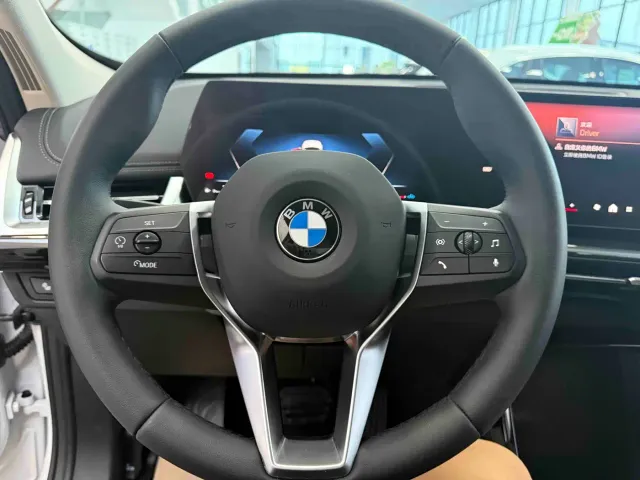 BMW X1 — Фото автомобиля 13