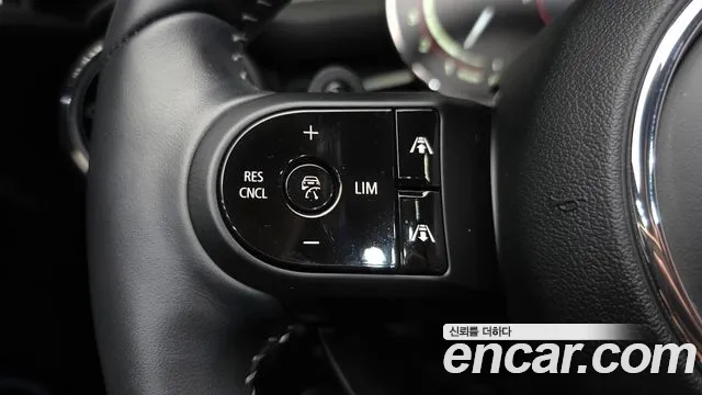 MINI Cooper Convertible — Фото автомобиля 29