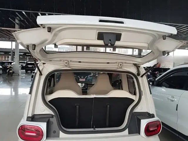 Wuling Hongguang Mini EV — Фото автомобиля 18