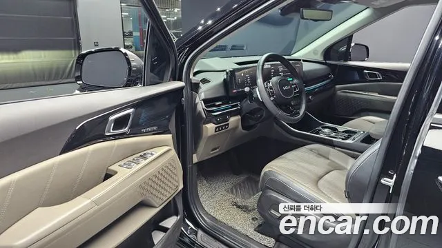 Kia Carnival — Фото автомобиля 10