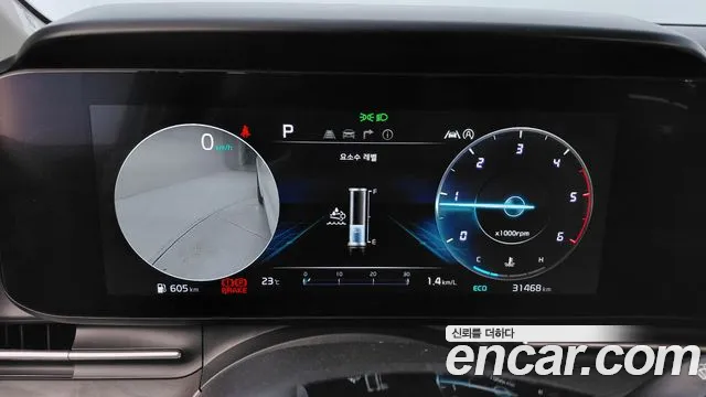 Kia Carnival Generation 4 — Фото автомобиля 8