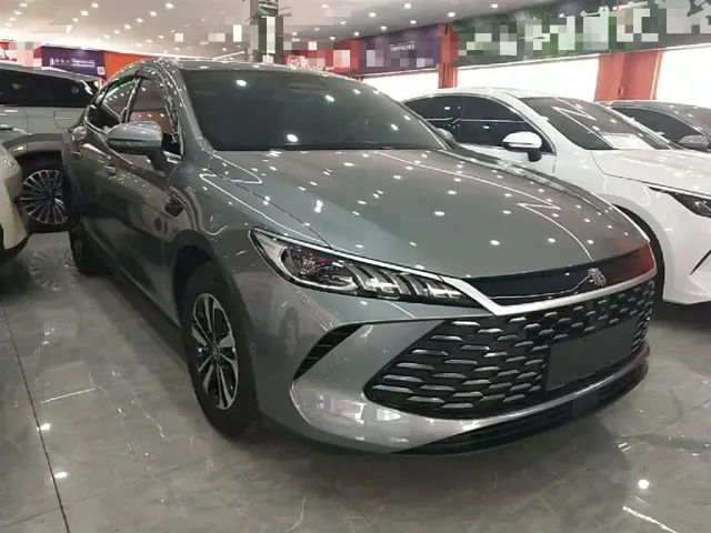 BYD Qin PLUS — Фото автомобиля 3