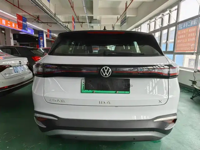 Volkswagen ID.4 X — Фото автомобиля 13