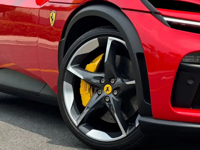 Ferrari Purosangue — Фото автомобиля 8