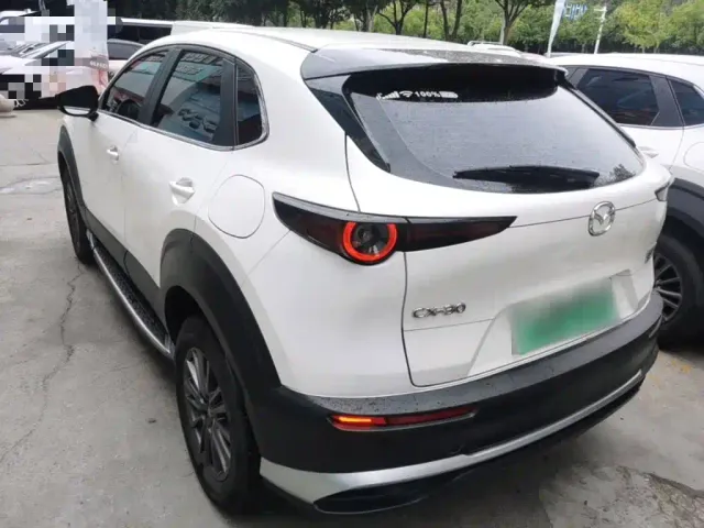 Mazda CX-30 EV — Фото автомобиля 4