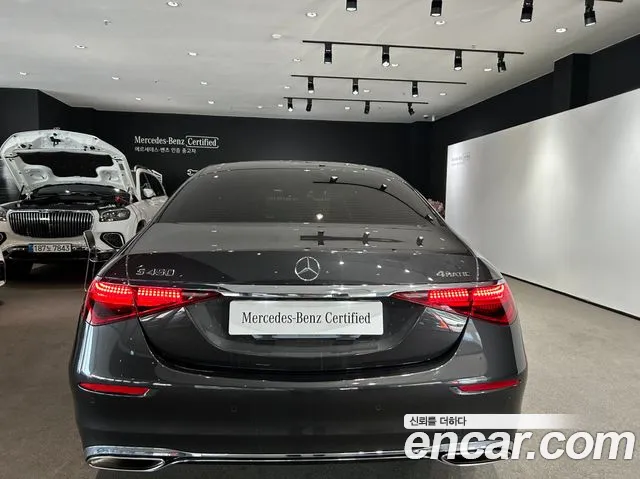 Mercedes-Benz S-Class — Фото автомобиля 4