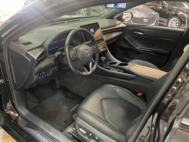 Toyota Avalon — Фото автомобиля 4