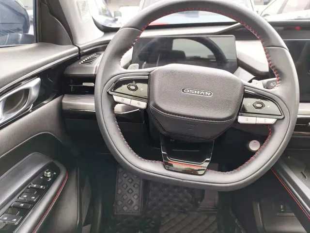 Changan Z6 — Фото автомобиля 6