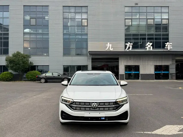 Volkswagen Sagitar — Фото автомобиля 5