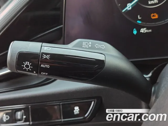 Kia Niro Niro (New) — Фото автомобиля 16